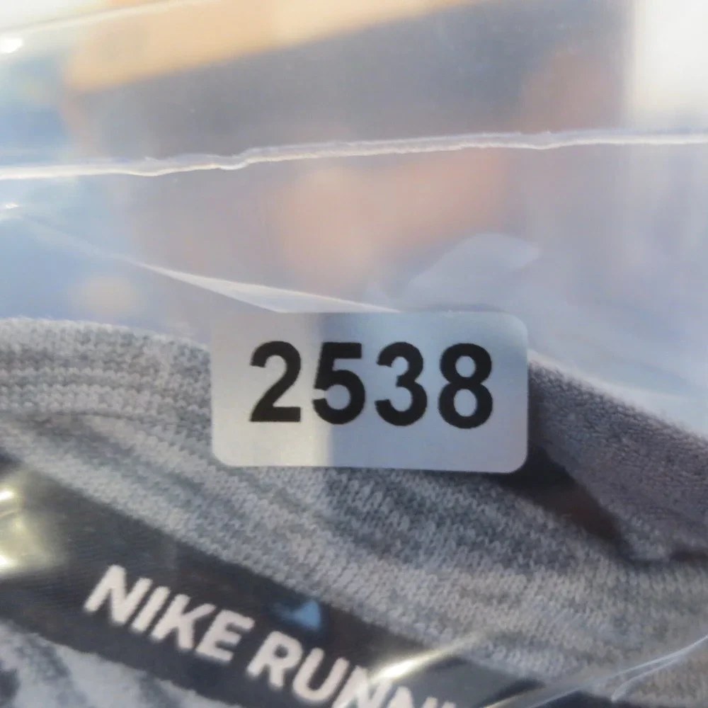 Nike Running Element Shirt Womens Med Gray Long Sleeve Training Running Outdoors